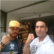 Entrenador personal artes marciales mixtas